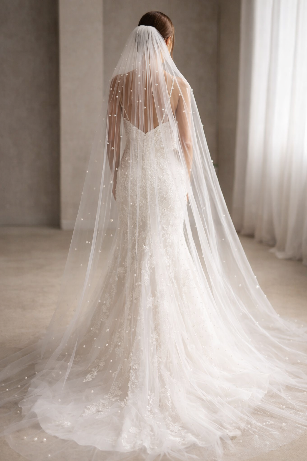 The Whisper Veil — An Airy Bridal Veil in Soft White